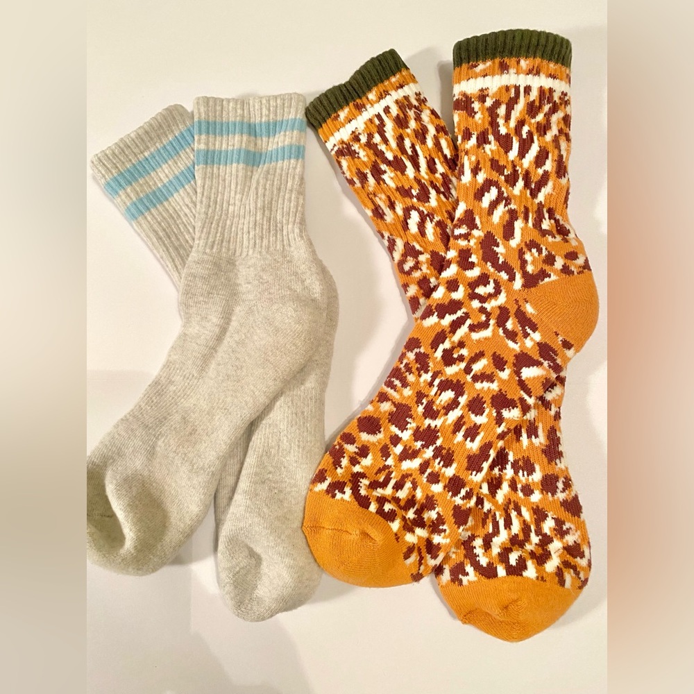 3/$25 American Eagle Outfitters 2 Sets of Women’s Socks